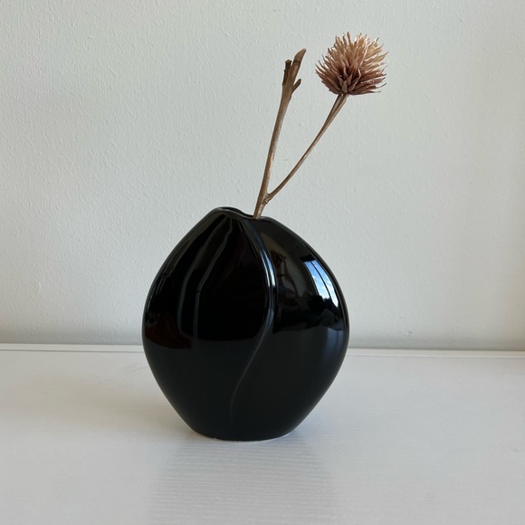 Vintage Minimalist Black Glossy Vase